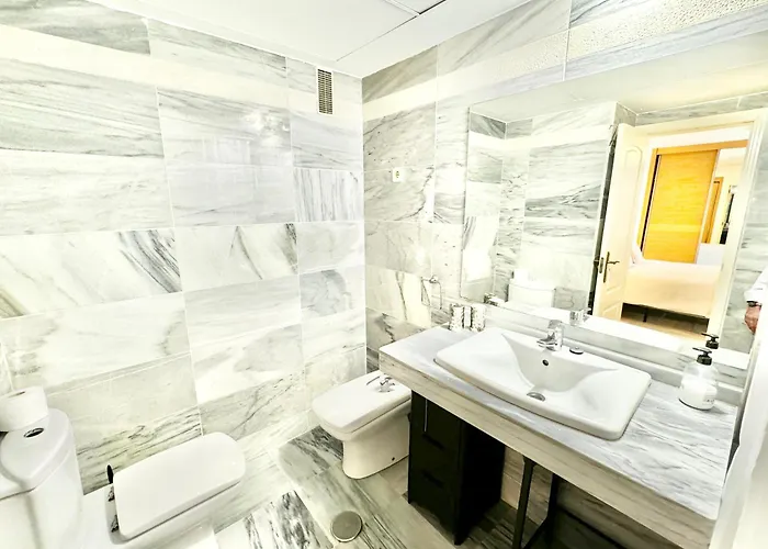 Center By Eaw Homes